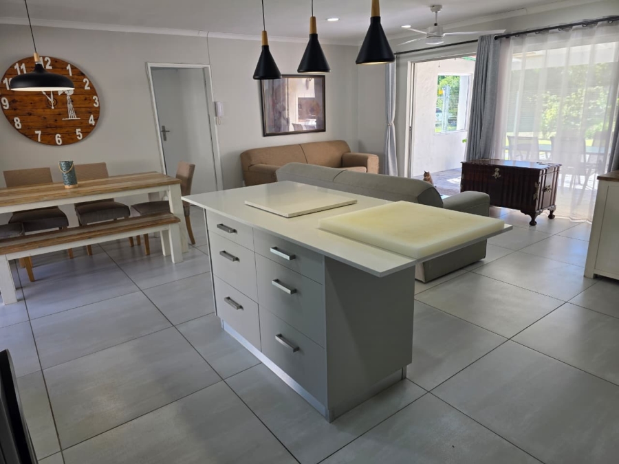 2 Bedroom Property for Sale in The Island Western Cape